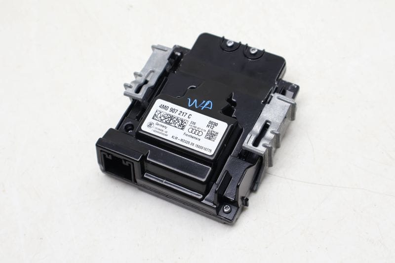 Camera Driver Assistance Module 4M0907217C — Used (SKU 646885)