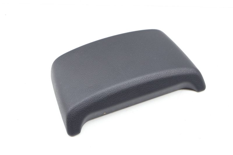 Center Armrest / Arm Rest Cover / Trim 4M0863915 — Used (SKU 731542)
