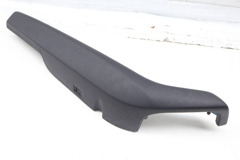 Door Panel Armrest / Arm Rest 4M0867165 — Used (SKU 731551)
