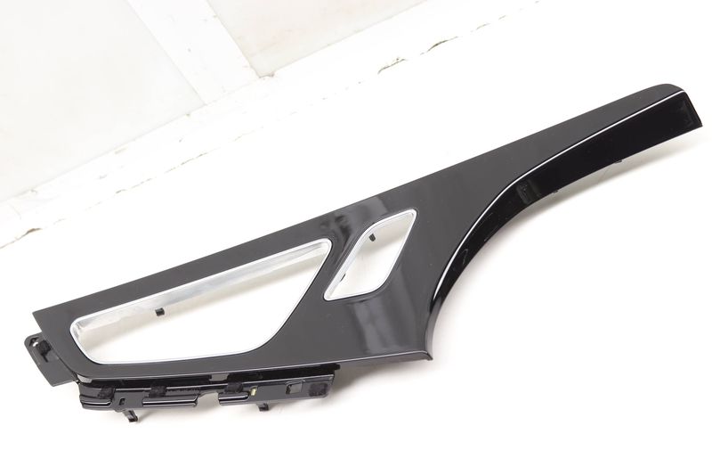 Door Panel Trim 4M0867101J — Used (SKU 607391)