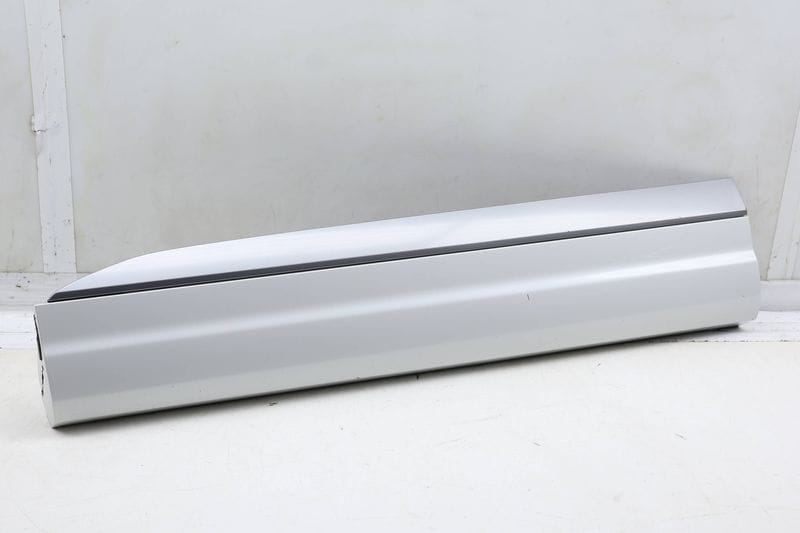 Lower Door Molding / Blade 4M0853959G — Used (SKU 705201)