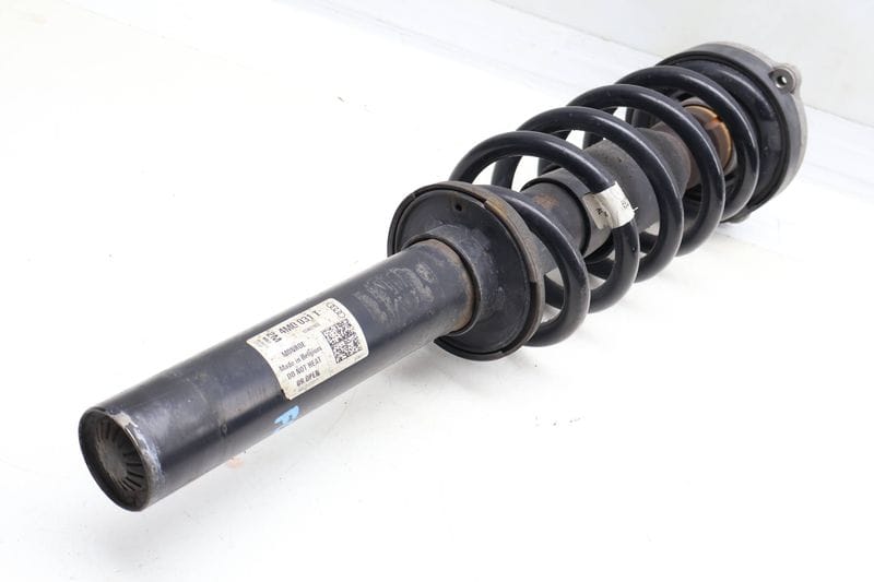 Strut Shock / Spring Assembly 4M0413031T — Used (SKU 692873)