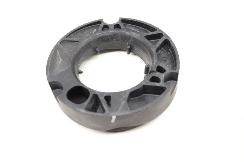 Upper Strut Mount / Bushing 4M0411189 — Used (SKU 551144)