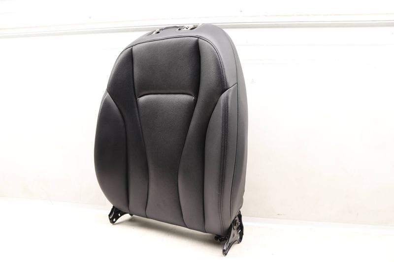 Upper Seat Backrest Cushion Assembly (LEATHER) 4M0881805B — Used (SKU 532030)