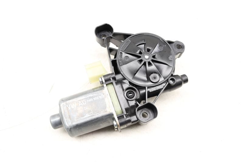 Window Lifter Motor 8W0959802 — Used (SKU 532271)