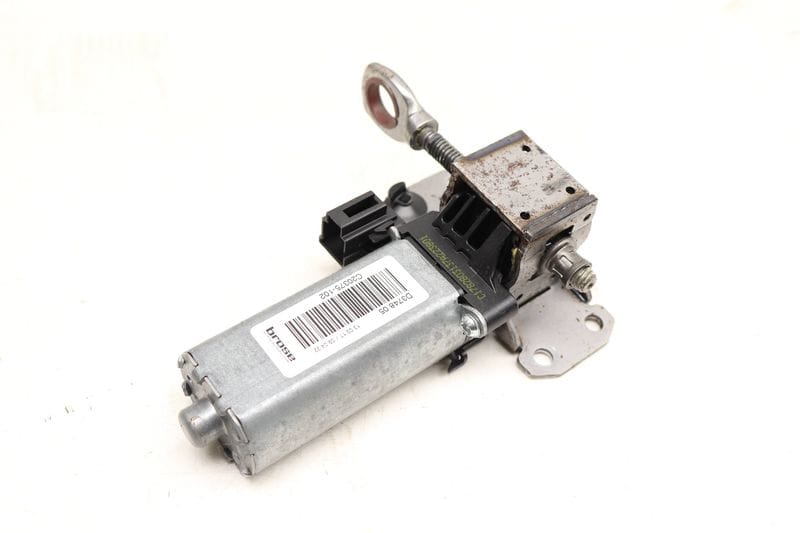 Front Tilt Seat Motor 3Q0959248 — Used (SKU 532295)