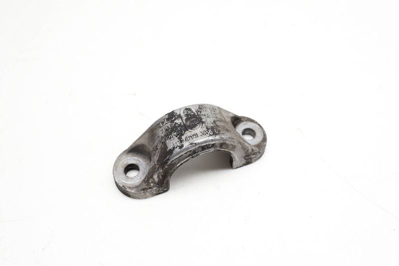 Sway / Stabilizer Bar Clamp Mount (LOWER) 4M0411336D — Used (SKU 731788)