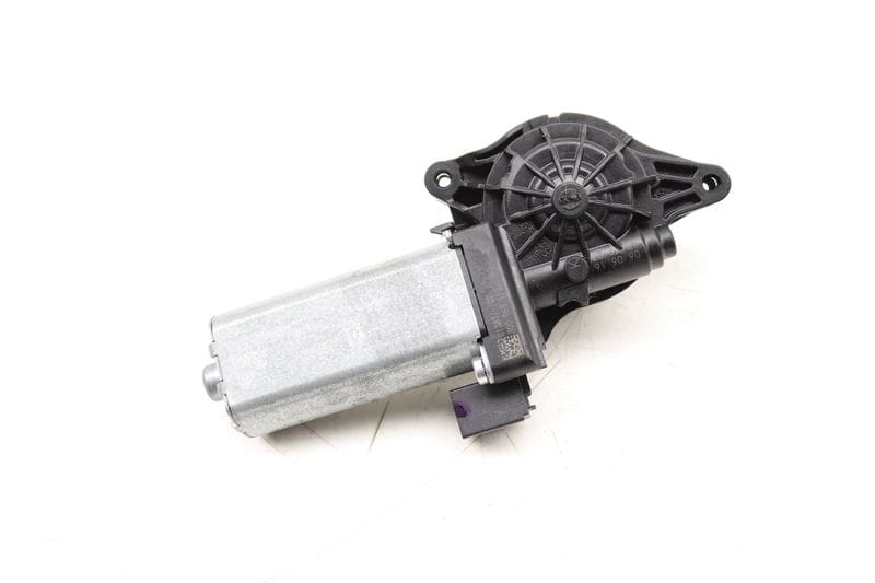 Rear Tilt / Height Seat Motor 3Q0959112 — Used (SKU 551014)