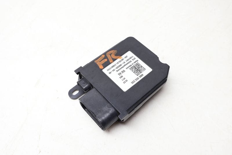 Seat Occupant Detection Module 4M0959339 — Used (SKU 692542)