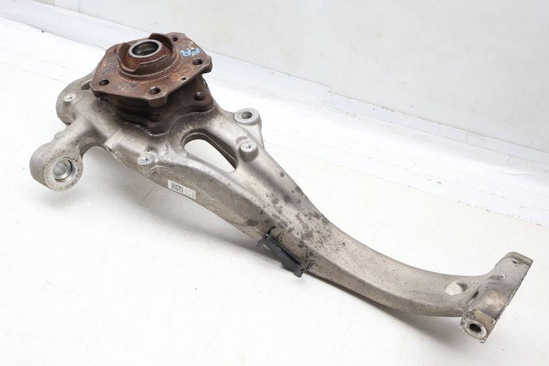 Spindle Knuckle w/ Wheel Bearing 4M0407242J — Used (SKU 692899)