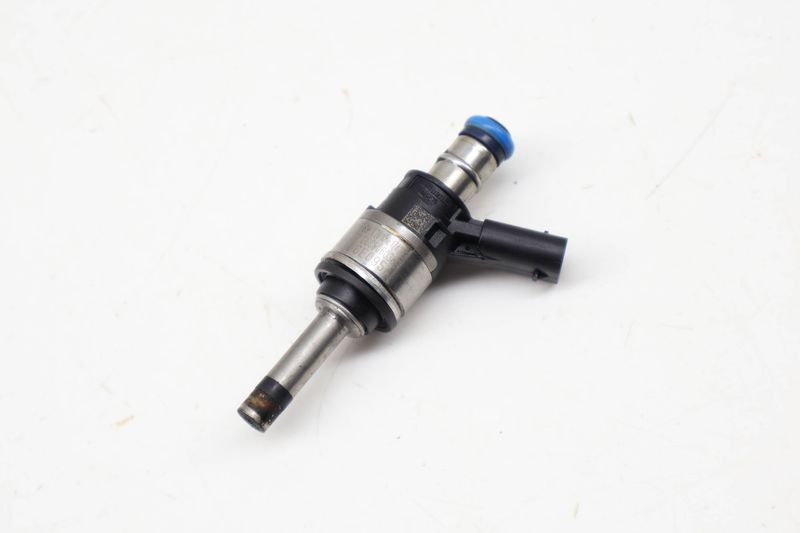 Fuel Injector 06C906036G — Used (SKU 731462)
