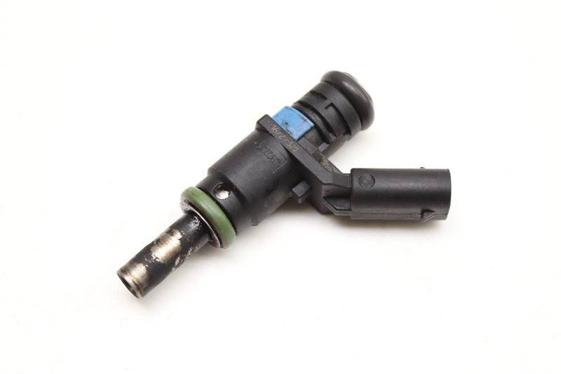 Fuel Injector 06E906031A — Used (SKU 601580)