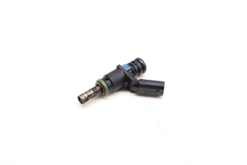 Fuel Injector 06E906031A — Used (SKU 704926)