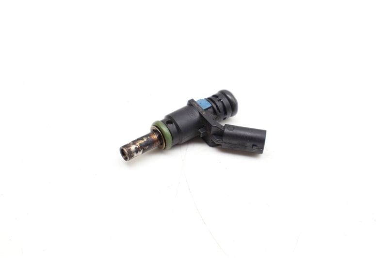 Fuel Injector 06E906031A — Used (SKU 704927)