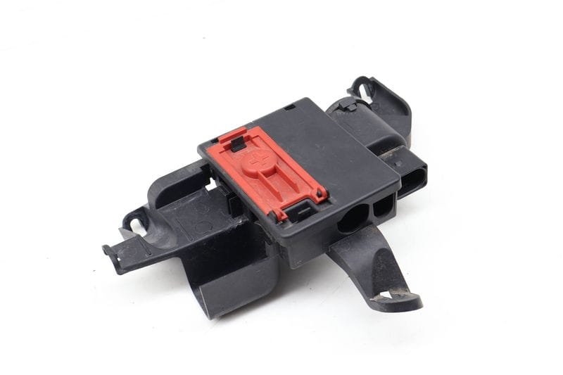Fuse / Battery Junction Box 4M0941823A — Used (SKU 731570)