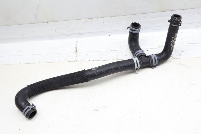 Heater Coolant Hose / Line 4M0819372BR — Used (SKU 705164)