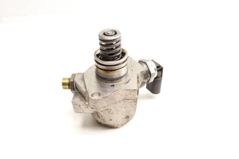High Pressure Fuel Pump / Hpfp 06E127026E — Used (SKU 550816)