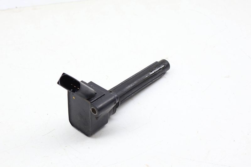 Ignition Coil / Pack 06L905110E — Used (SKU 692654)