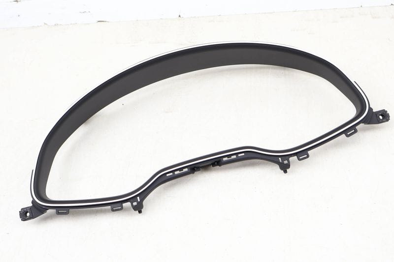 Instrument Cluster Trim / Bezel 4M0857115B — Used (SKU 647011)