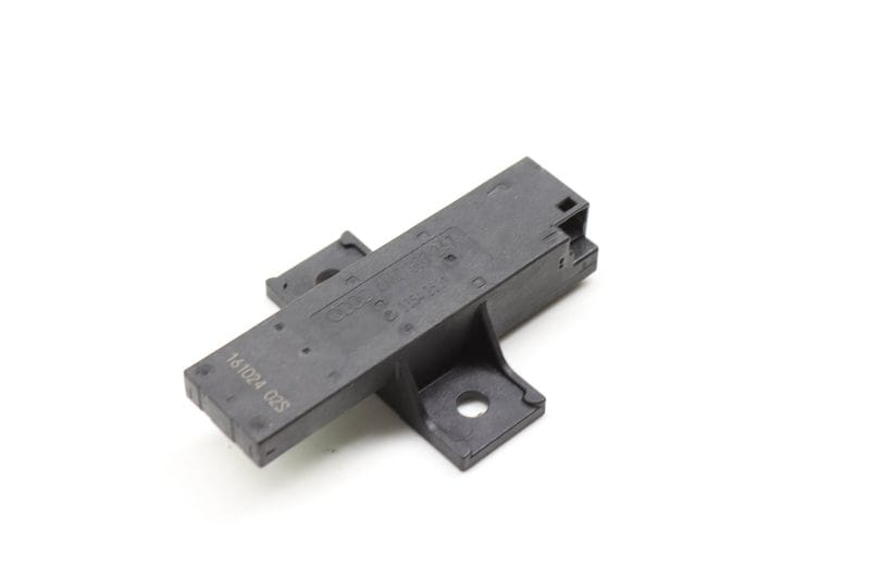 Kessy / Keyless Entry Antenna 4M0907247 — Used (SKU 601356)