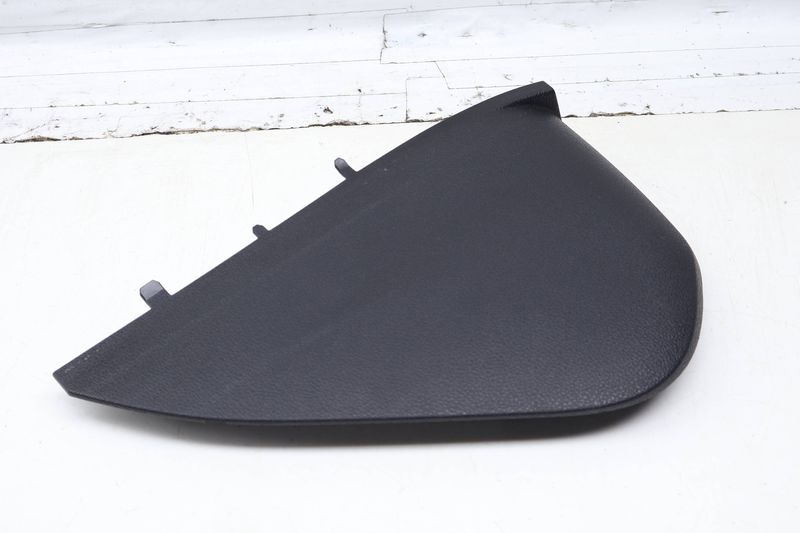 Dash Panel / Fuse Cover 4M0857085A — Used (SKU 731557)