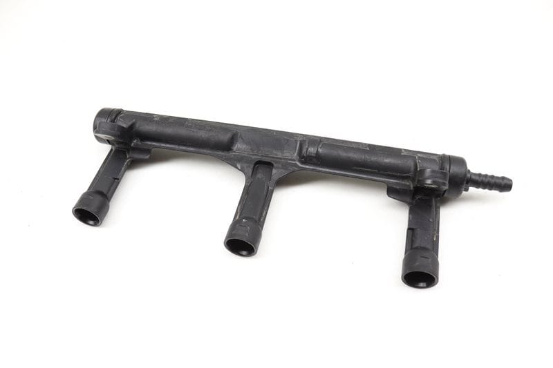 Fuel Injector Rail / Tube 06E133681L — Used (SKU 601536)
