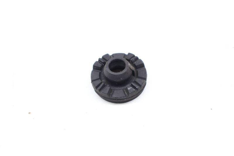 Lower Radiator Rubber Mount 4M0121275A — Used (SKU 692681)
