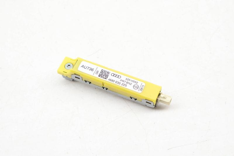 Upper Antenna Booster 4M0035225 — Used (SKU 646868)