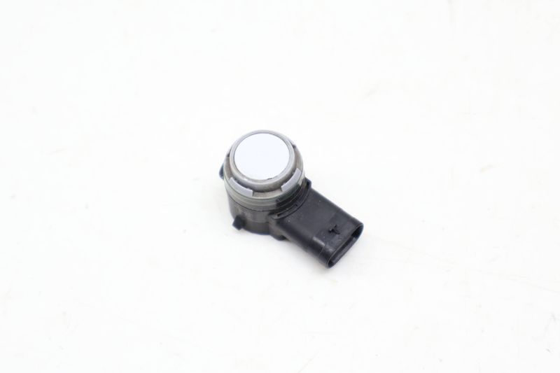 Park / Parking Assist Sensor 5Q0919275B — Used (SKU 692763)