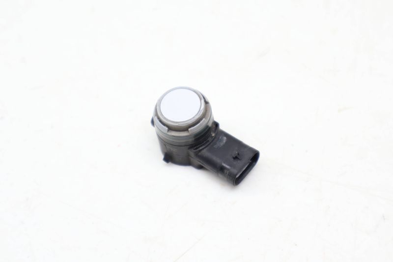 Park / Parking Assist Sensor 5Q0919275B — Used (SKU 692764)