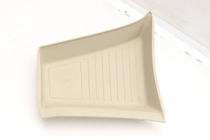 Center Console Storage Bin / Tray Insert 4M1863383 — Used (SKU 601222)