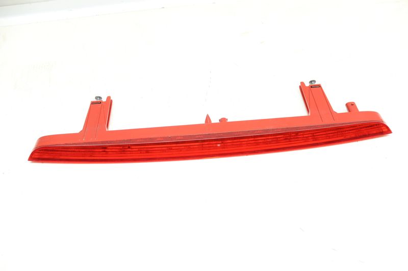 Center / Third Brake Light 4M0945097 — Used (SKU 550677)