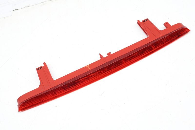 Center / Third Brake Light 4M0945097 — Used (SKU 705028)