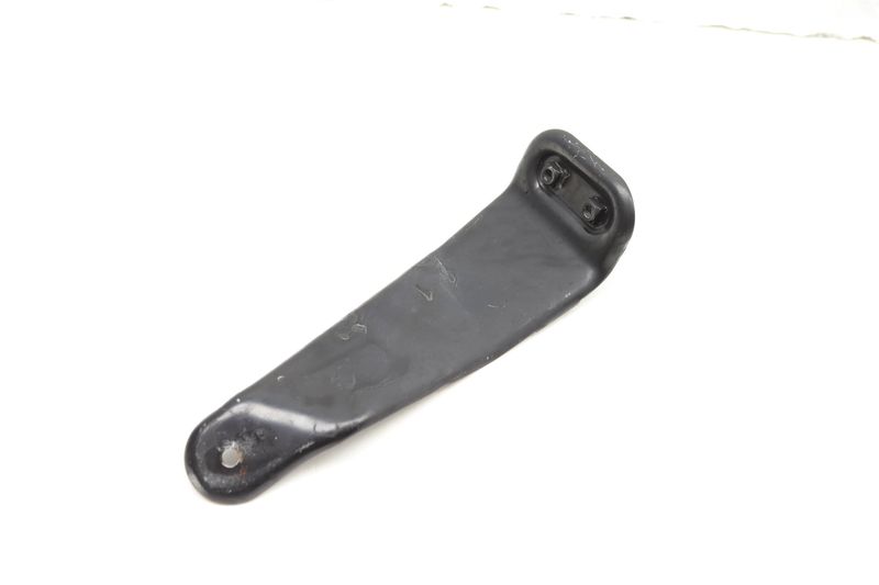 Auxiliary Radiator Mount / Bracket 4M0121263D — Used (SKU 601470)