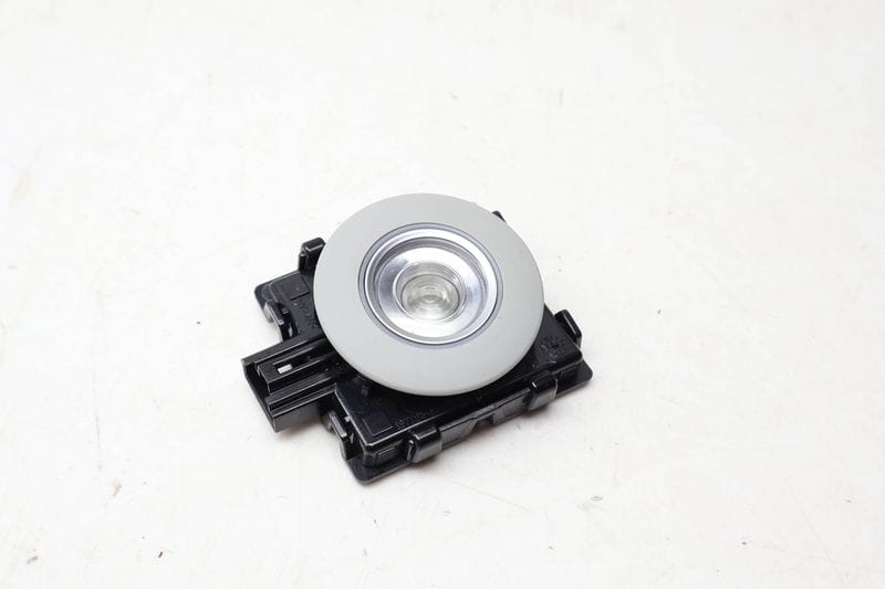 Dome Reading Light 4M0947291 — Used (SKU 692586)
