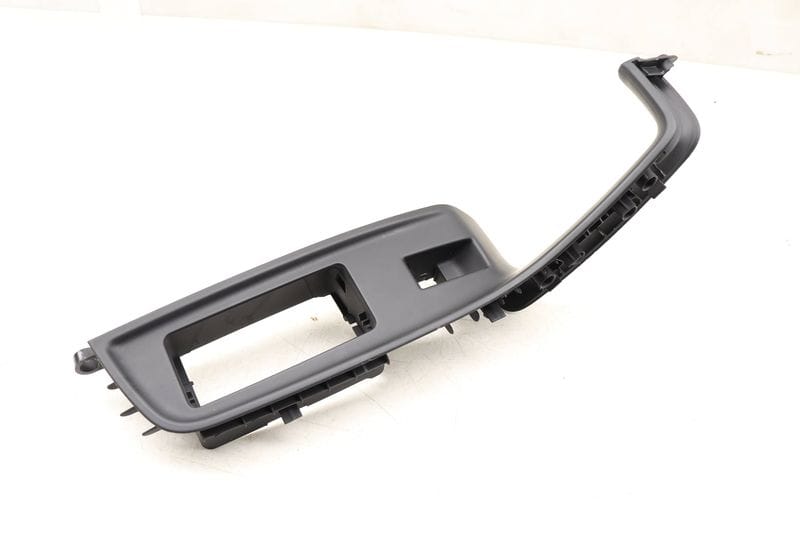 Door Panel Switch Trim / Bezel 4M0959521 — Used (SKU 532185)