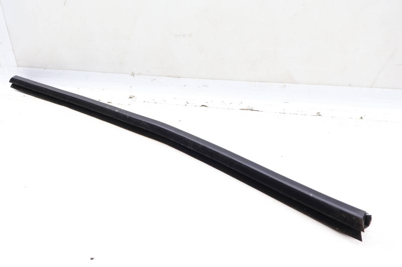 Door / Window Slot Seal (INNER) 4M0839479 — Used (SKU 647085)