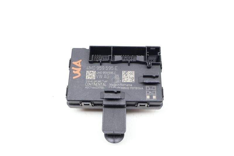 Door Control Module 4M0959595E — Used (SKU 692554)