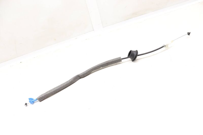 Interior Door Handle Release / Bowden Cable 4M0839085A — Used (SKU 550429)