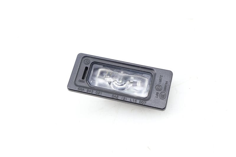 License Plate Light 5NA943021 — Used (SKU 692609)
