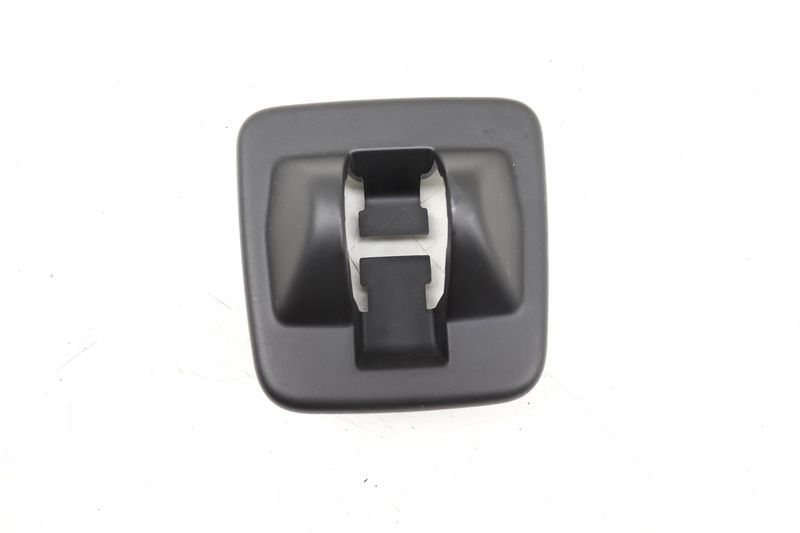Outer Seat Lock / Locking Trim Cover 4M0883687B — Used (SKU 550395)