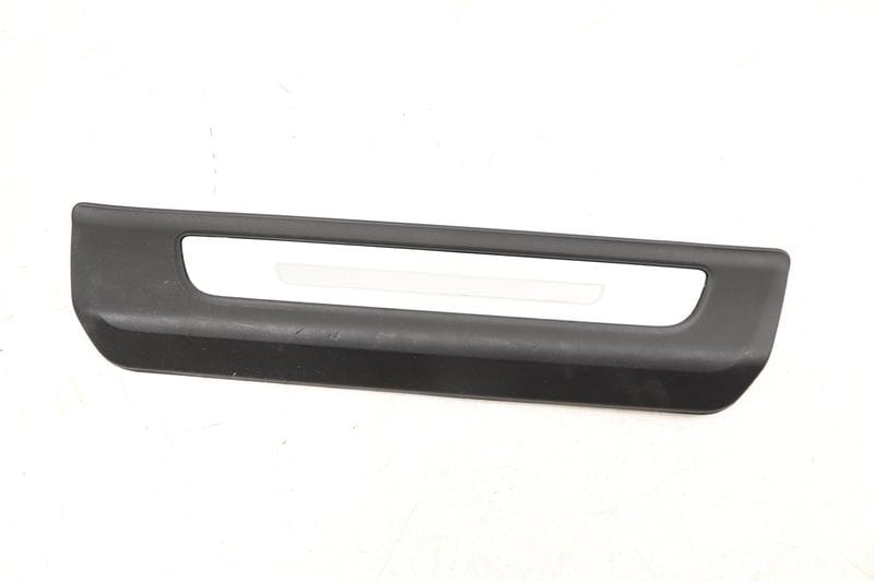 Door Sill / Light Bar 4M0947418 — Used (SKU 532236)