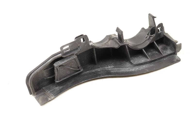 Water Box Grommet 4M0971871BJ — Used (SKU 532590)