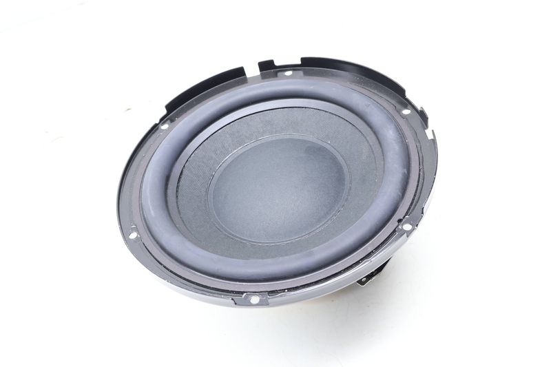 Subwoofer / Bass Box Speaker 4M0035621A — Used (SKU 705059)