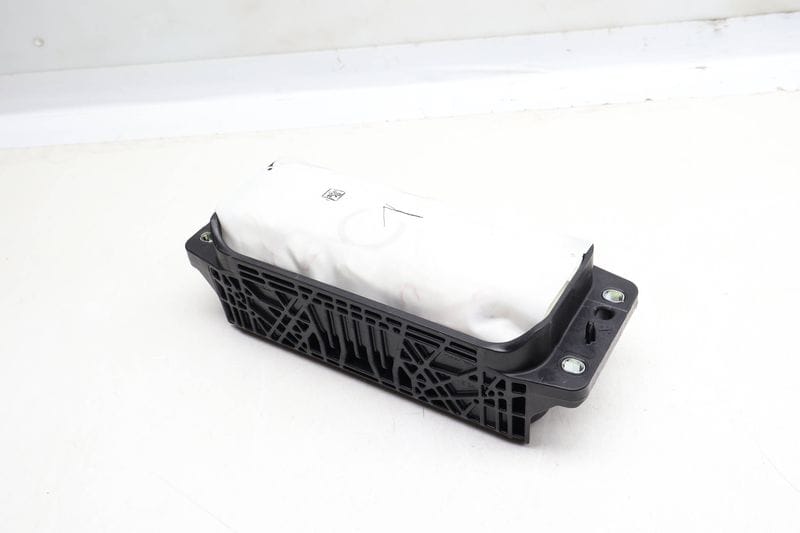 Dash Airbag / Air Bag 4M0880204E — Used (SKU 647055)