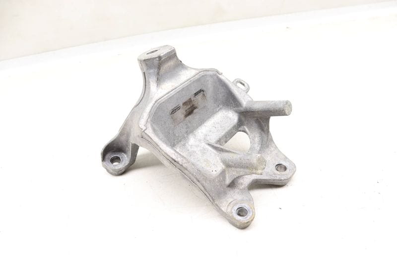 Engine / Motor Mount Bracket 4M0199308AS — Used (SKU 550939)