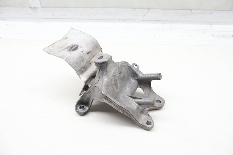 Engine / Motor Mount Bracket 4M0199308AS — Used (SKU 731707)