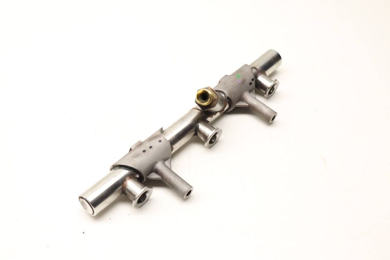 Fuel Rail / Pipe 06E130090AJ — Used (SKU 607209)