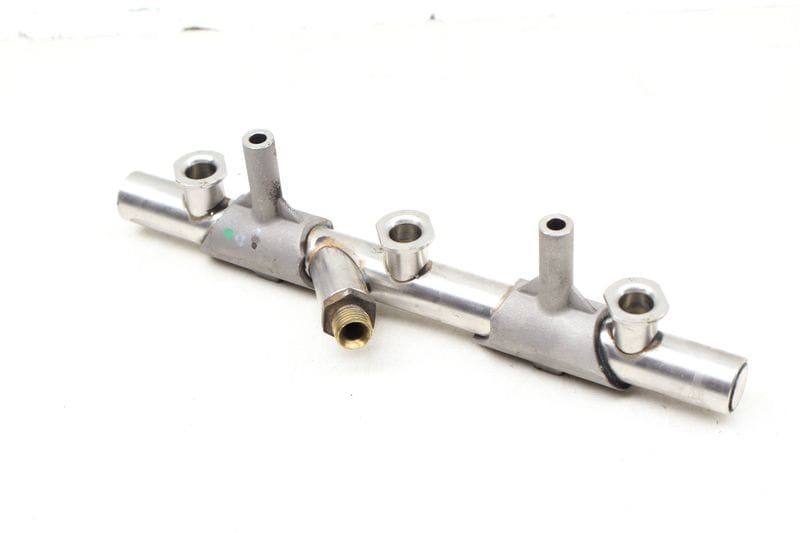 Fuel Rail / Pipe 06E130090AJ — Used (SKU 647167)
