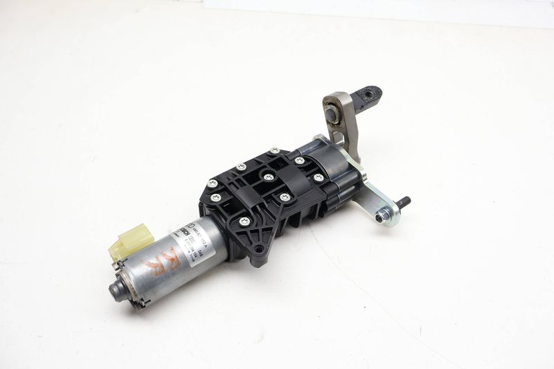 Trunk / Hatch Drive Unit Motor 4M0827852A — Used (SKU 731674)